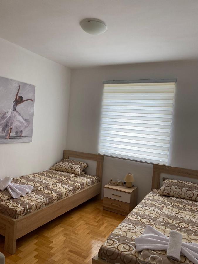 Apartment Varezic Pluzine Exterior photo