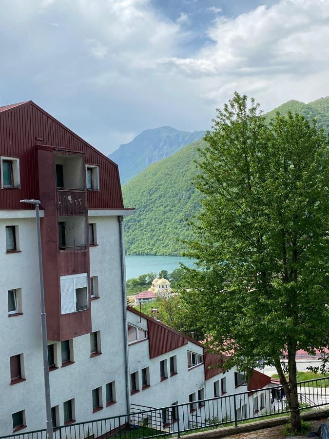 Apartment Varezic Pluzine Exterior photo